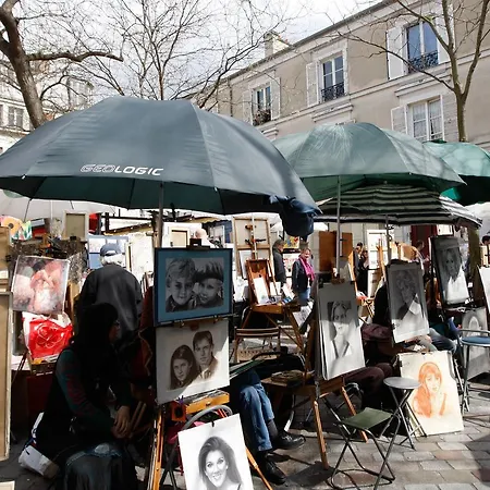 Abbesses Montmartre Apartment-2